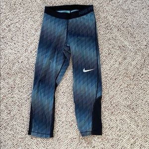 Nike pro dri fit leggings